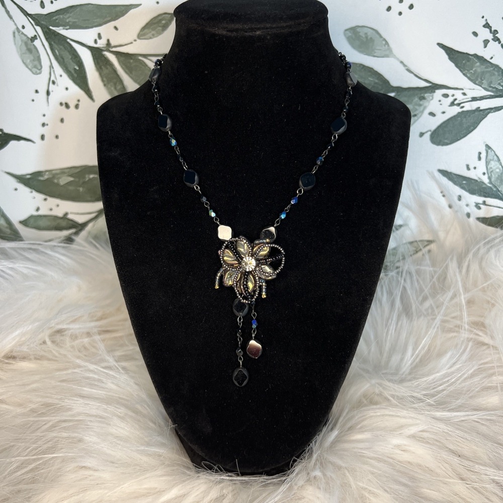 Vintage Belladonna Canada Black Iridescent Flower Drop Necklace Gothic Victorian